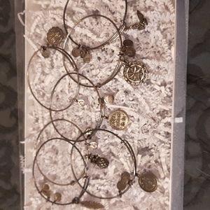 🔥Alex and Ani bracelet bundle
